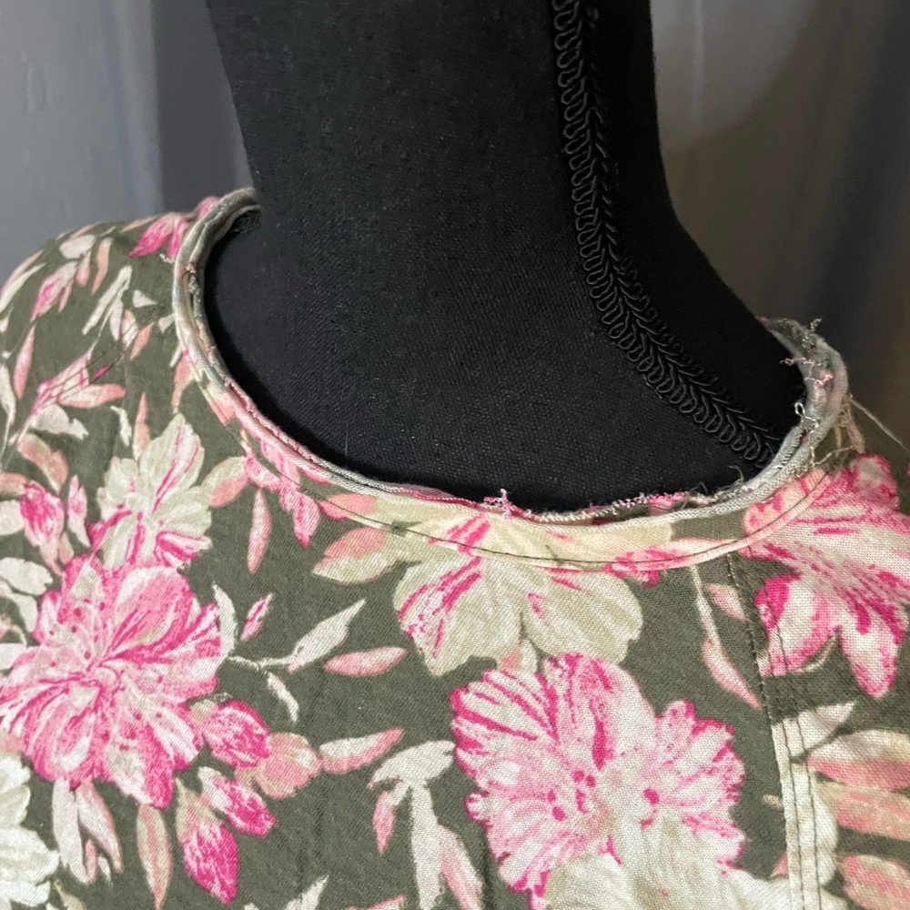 185. Sundance Floral Tee, Size XL, EUC - Picture 2 of 6